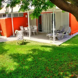 Melocotones Chalet Maspalomas (Gran Canaria)